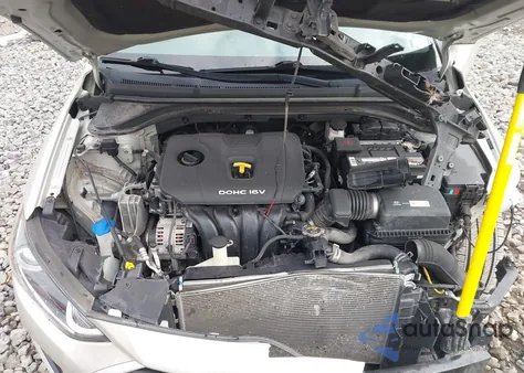 2018 Hyundai Elantra Value Edition z USA, uszkodzony, nr VIN 5NPD84LF3JH229231